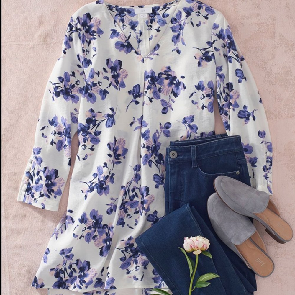 J. Jill Soft V-Neck Buttoned-Sleeve Tunic